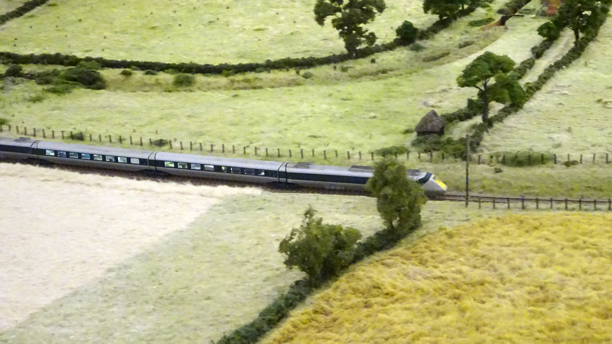 APT-E on 'The Vale Scene' at Pendon Museum &copy; Kit Spackman