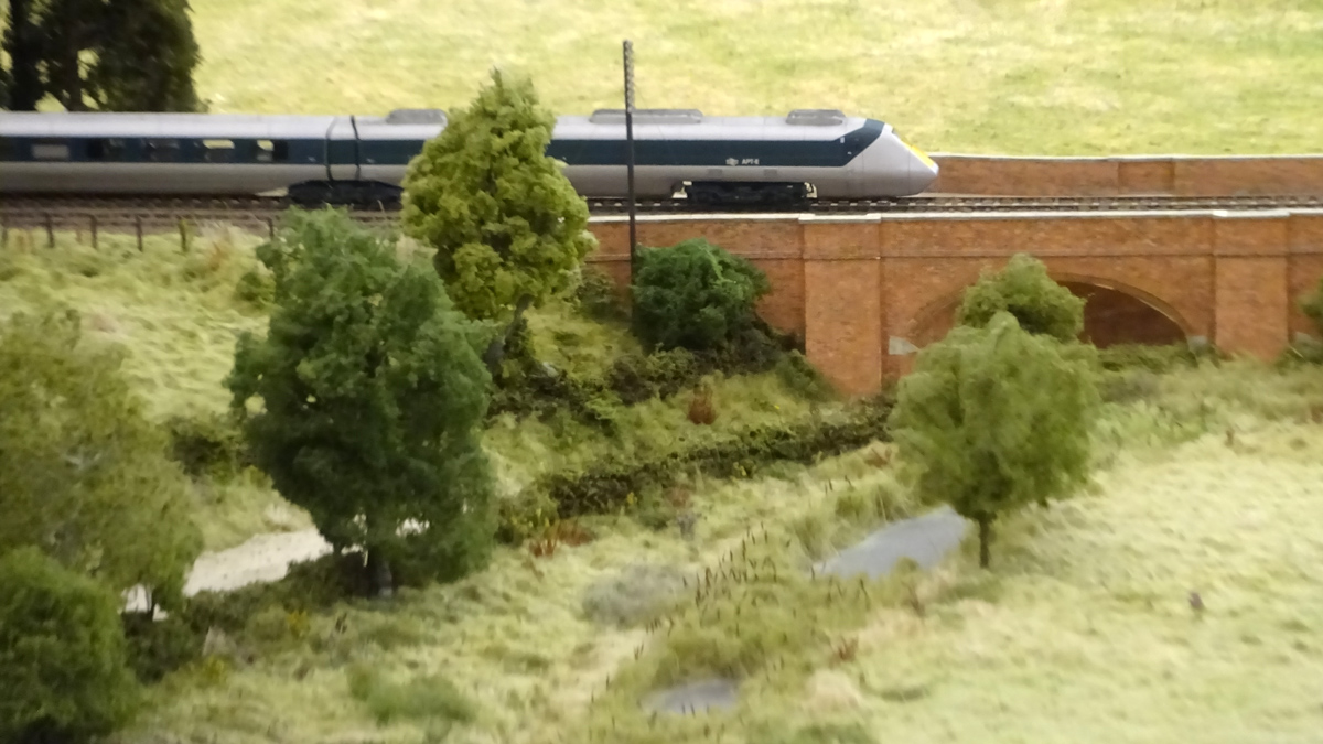 APT-E on 'The Vale Scene' at Pendon Museum &copy; Kit Spackman