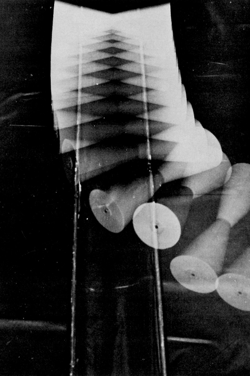 Inverse double cone
